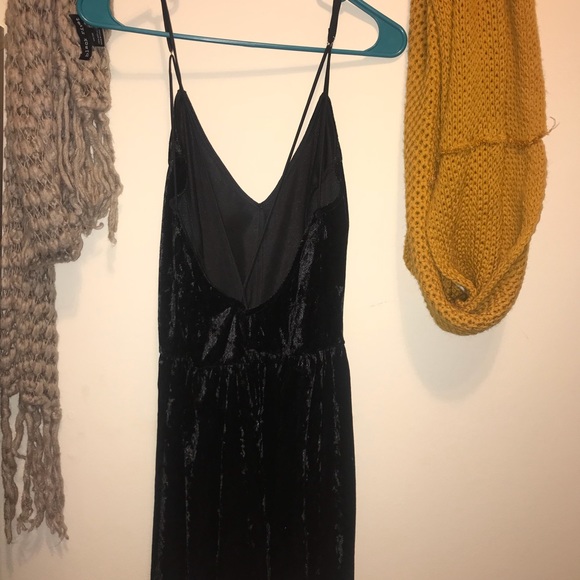 Black Velvet romper - Picture 2 of 3